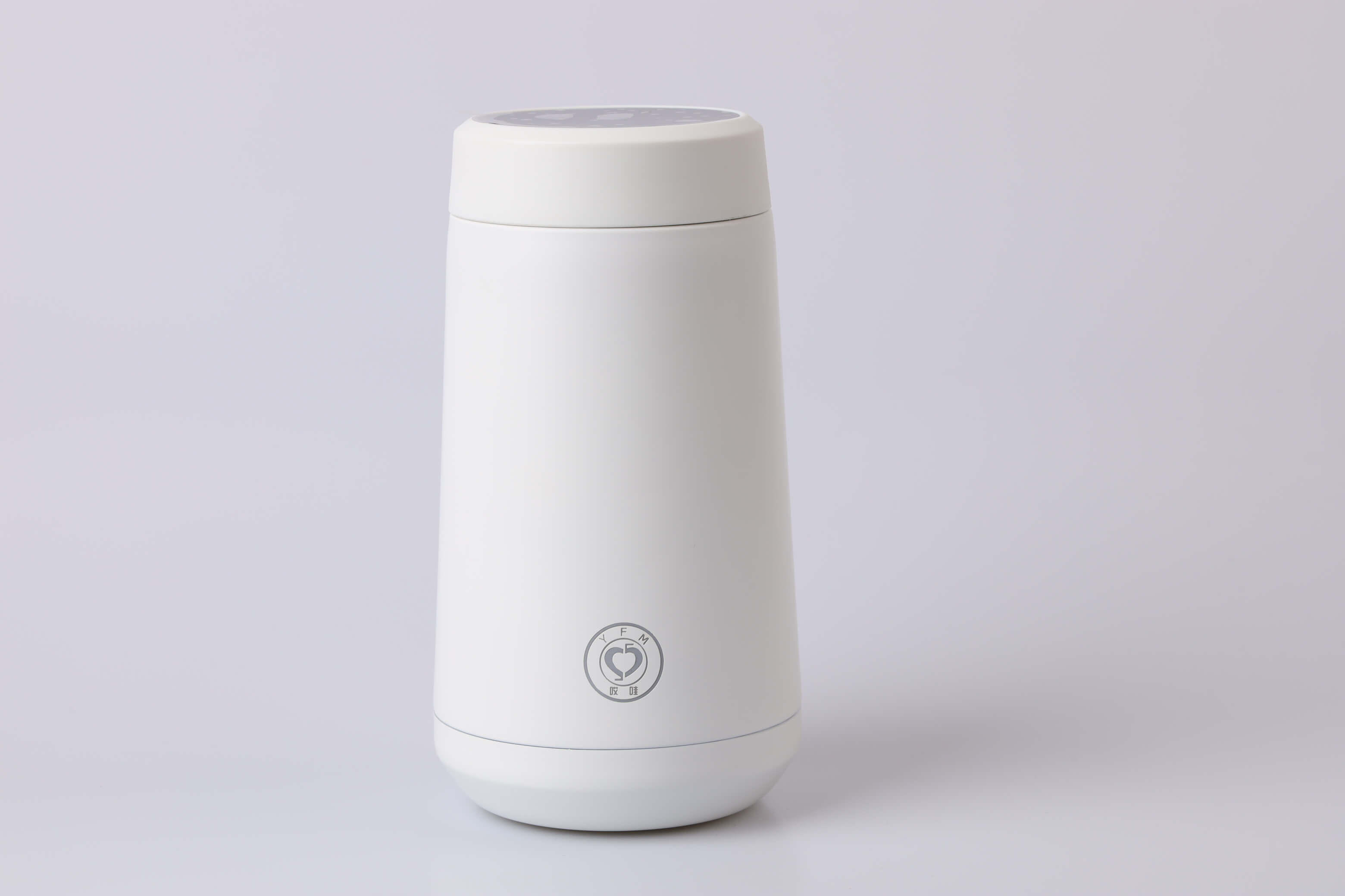 J2 Smart Cooling Cup — Instant Temperature Control, Enjoy Your Drink at the Perfect Temperature.